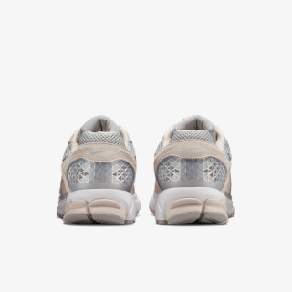 Nike Патики NIKE ZOOM VOMERO 5 