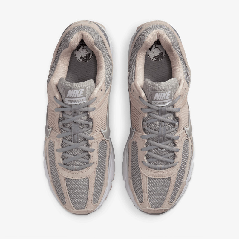 Nike Патики NIKE ZOOM VOMERO 5 