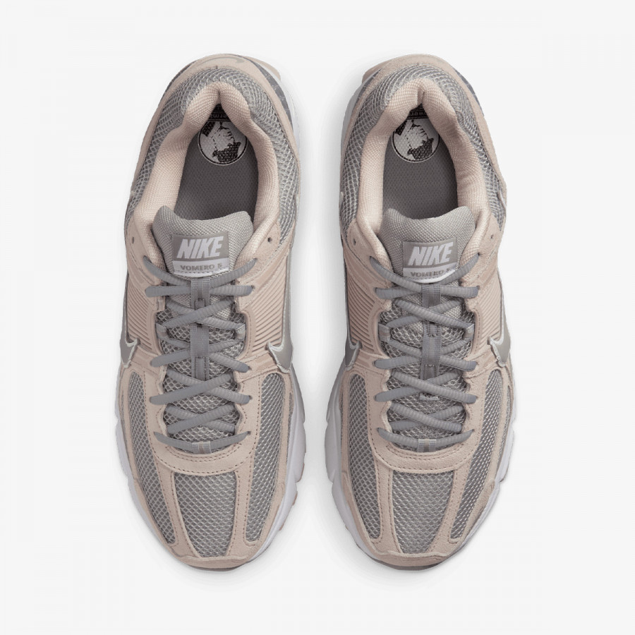 Nike Патики NIKE ZOOM VOMERO 5 