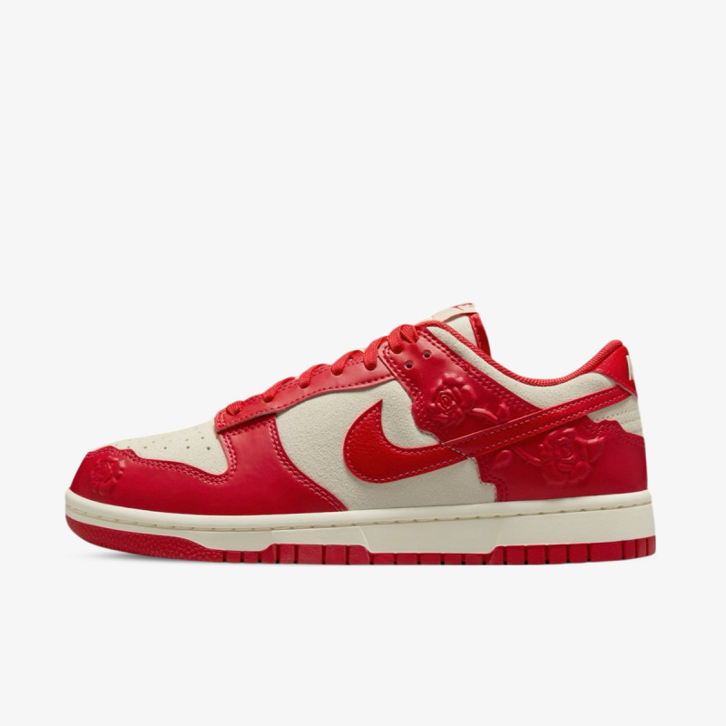 Nike Патики W NIKE DUNK LOW SE TRND 