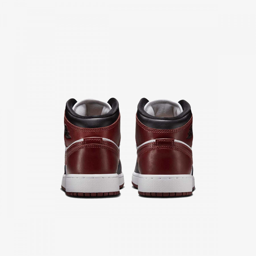 Nike Патики AIR JORDAN 1 MID SE BG 