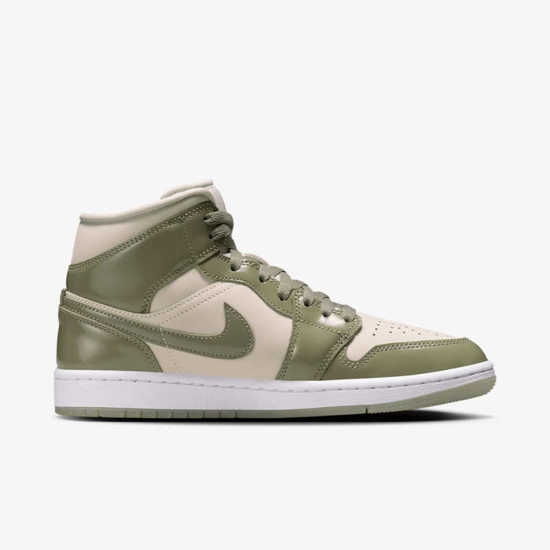 Nike Патики WMNS AIR JORDAN 1 MID SE 