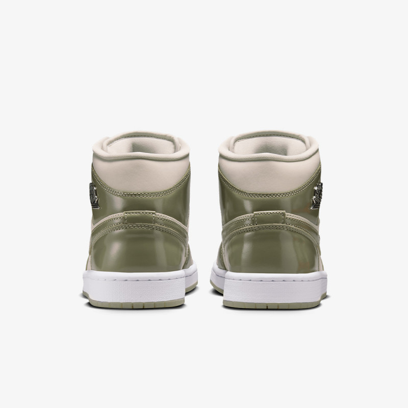 Nike Патики WMNS AIR JORDAN 1 MID SE 