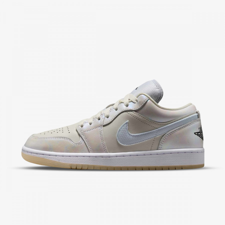 Nike Патики WMNS AIR JORDAN 1 LOW SE CNY 