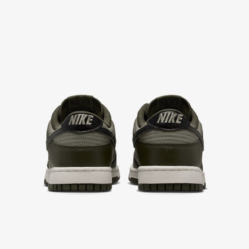 Nike Патики NIKE DUNK LOW RETRO BTTYS 