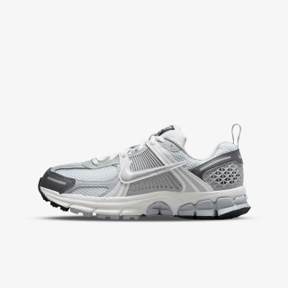 Nike Atlete VOMERO 5 BG 
