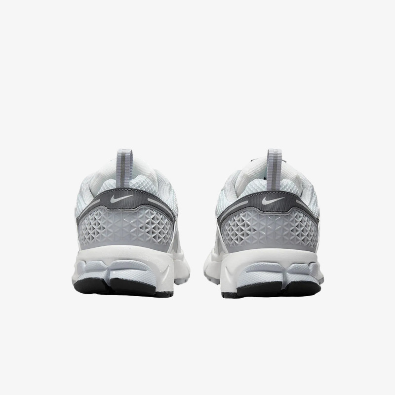 Nike Atlete VOMERO 5 BG 