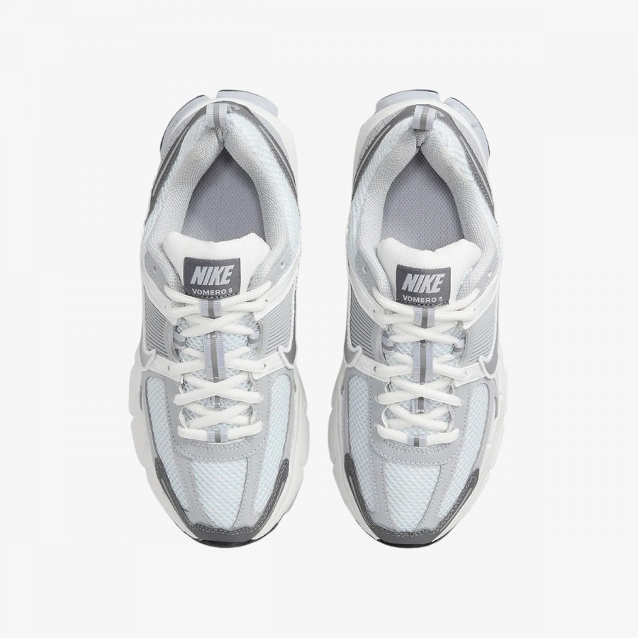 Nike Atlete VOMERO 5 BG 