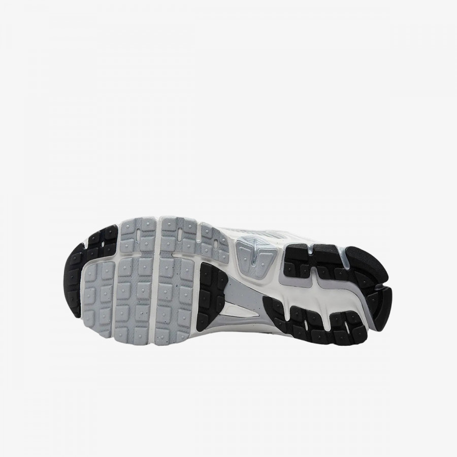 Nike Atlete VOMERO 5 BG 