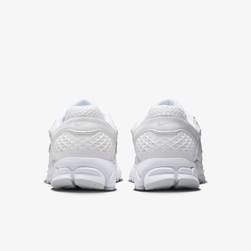 Nike Atlete W NIKE ZOOM VOMERO 5 