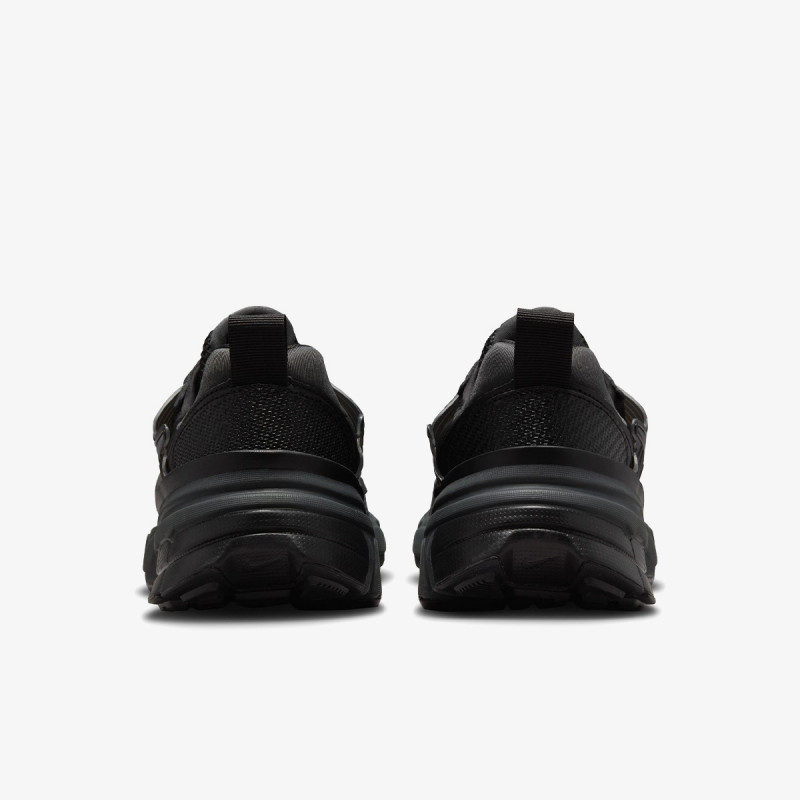Nike Atlete NIKE V2K RUN 