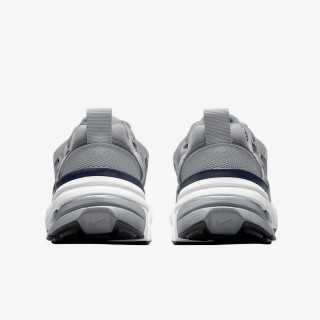Nike Atlete NIKE V2K RUN 