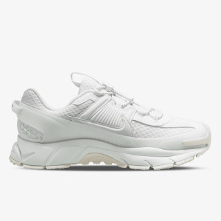 Nike Atlete NIKE ZOOM VOMERO ROAM 
