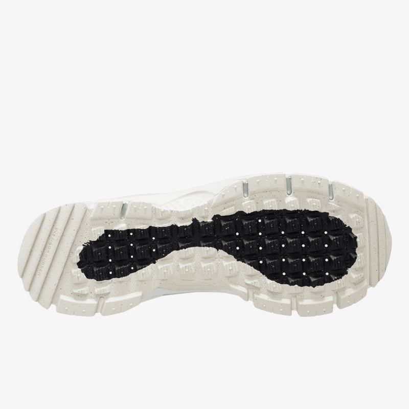 Nike Atlete NIKE ZOOM VOMERO ROAM 