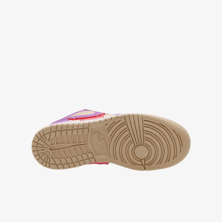 Nike Патики AIR JORDAN 1 LOW SE FEM GG 