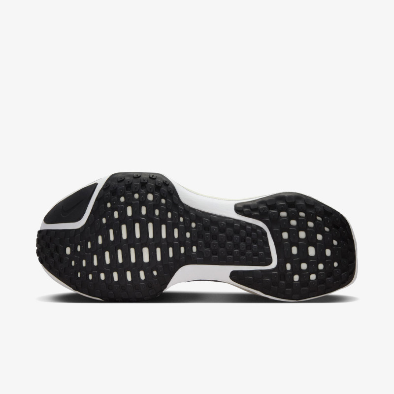 Nike Патики W ZOOMX INVINCIBLE RN FP 