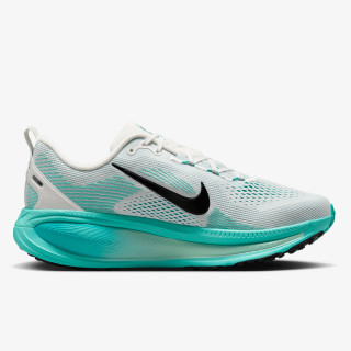 Nike Патики NIKE VOMERO 18 