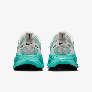 Nike Патики NIKE VOMERO 18 