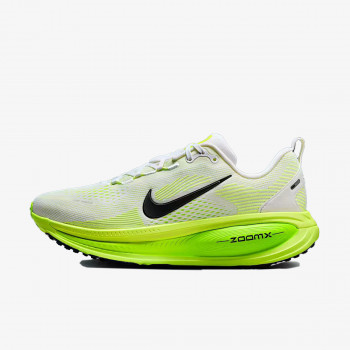 Nike Atlete W NIKE VOMERO 18 