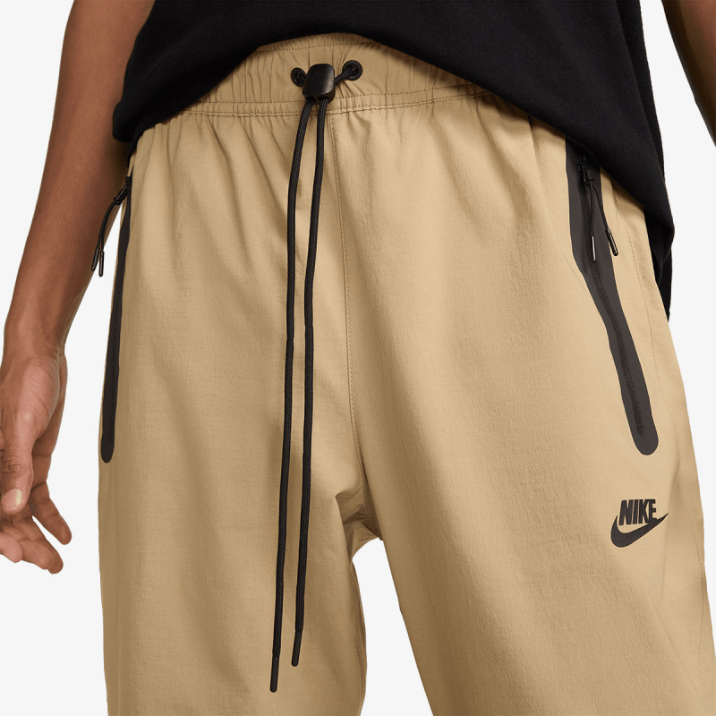 Nike Pjesa e poshtme e kostumit M NK TCH WVN OH PANT 