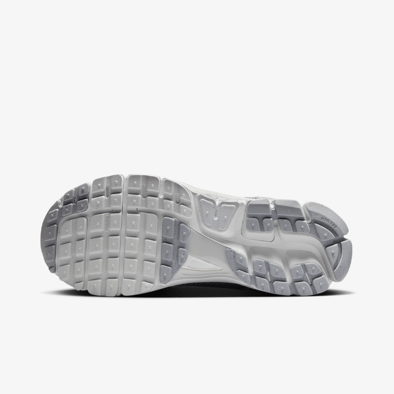 Nike Патики W NIKE ZOOM VOMERO 5 SDE 