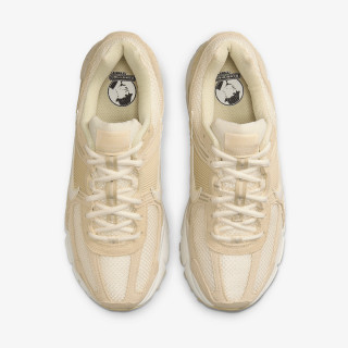 Nike Патики W NIKE ZOOM VOMERO 5 
