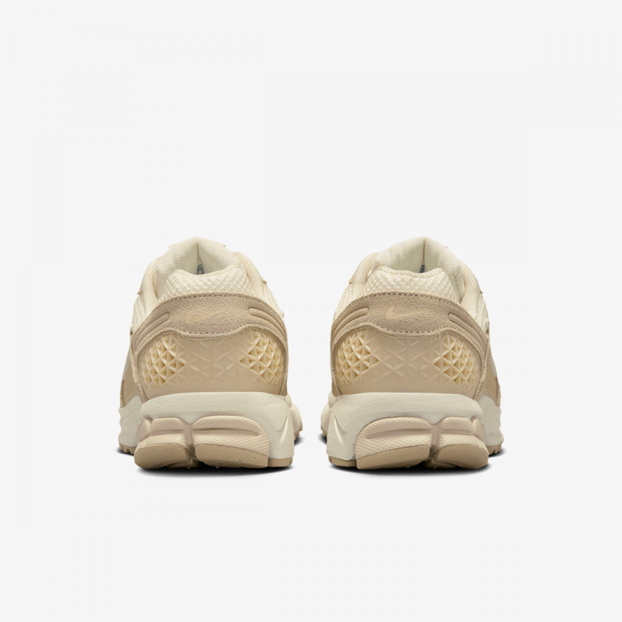 Nike Патики W NIKE ZOOM VOMERO 5 
