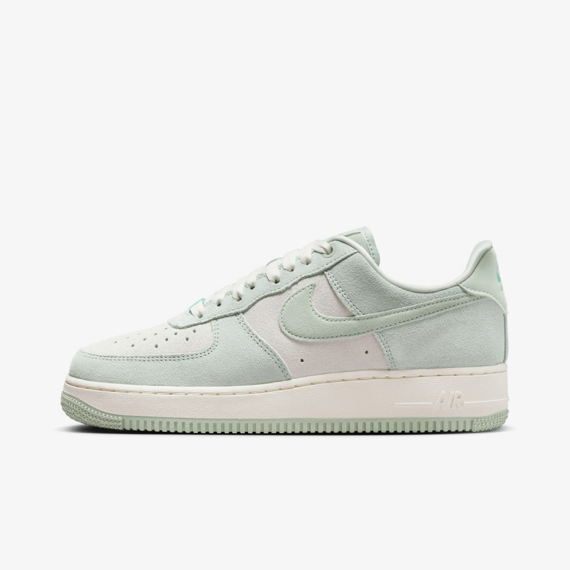 Nike Atlete WMNS AIR FORCE 1 '07 SE TRK3 