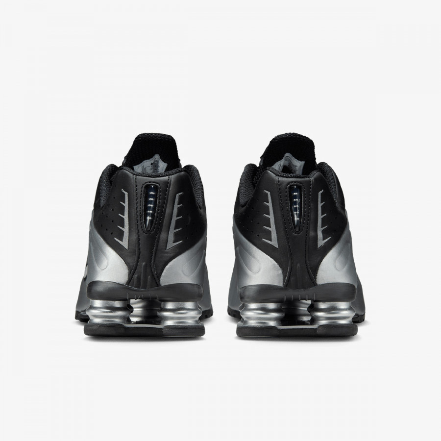 Nike Atlete NIKE SHOX R4 