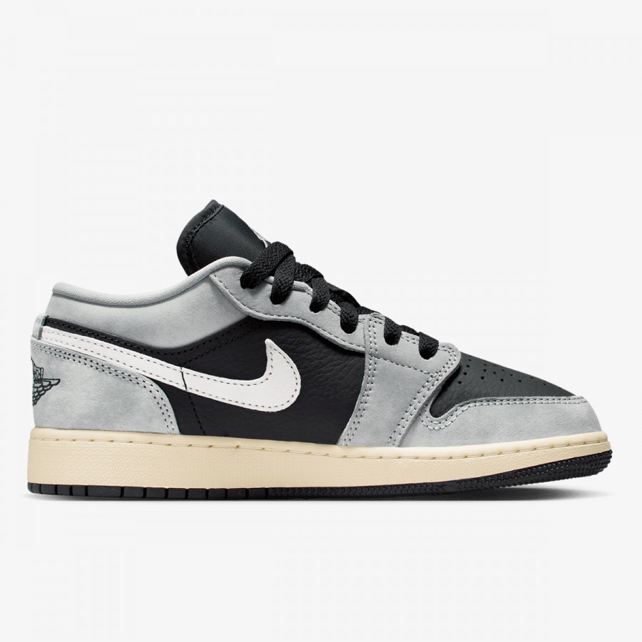 Nike Патики AIR JORDAN 1 LOW SE BG 