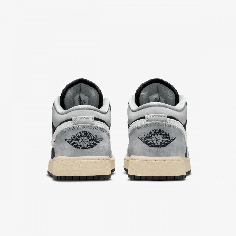 Nike Патики AIR JORDAN 1 LOW SE BG 
