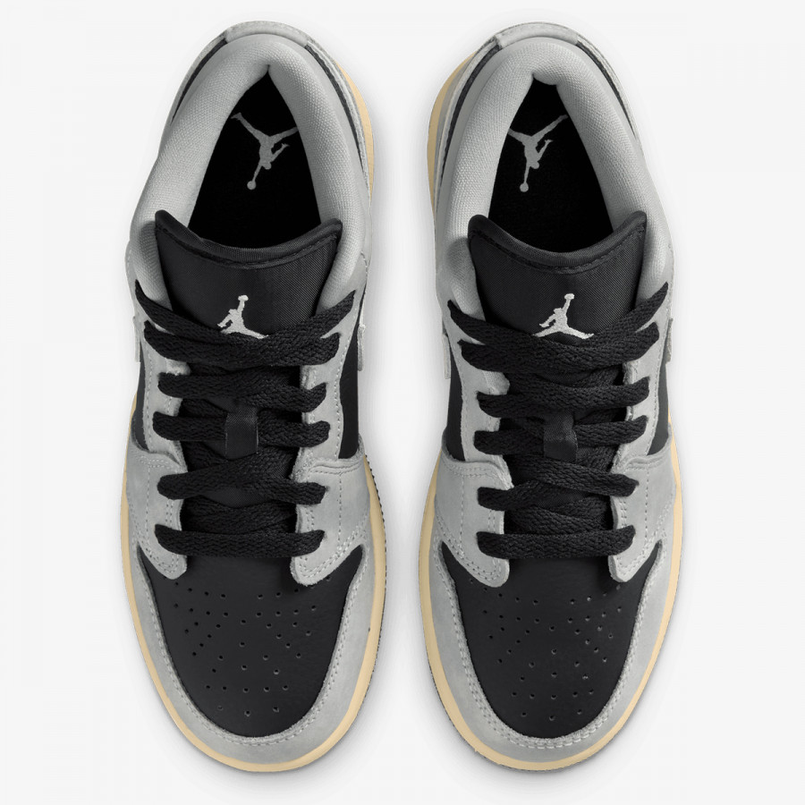 Nike Патики AIR JORDAN 1 LOW SE BG 