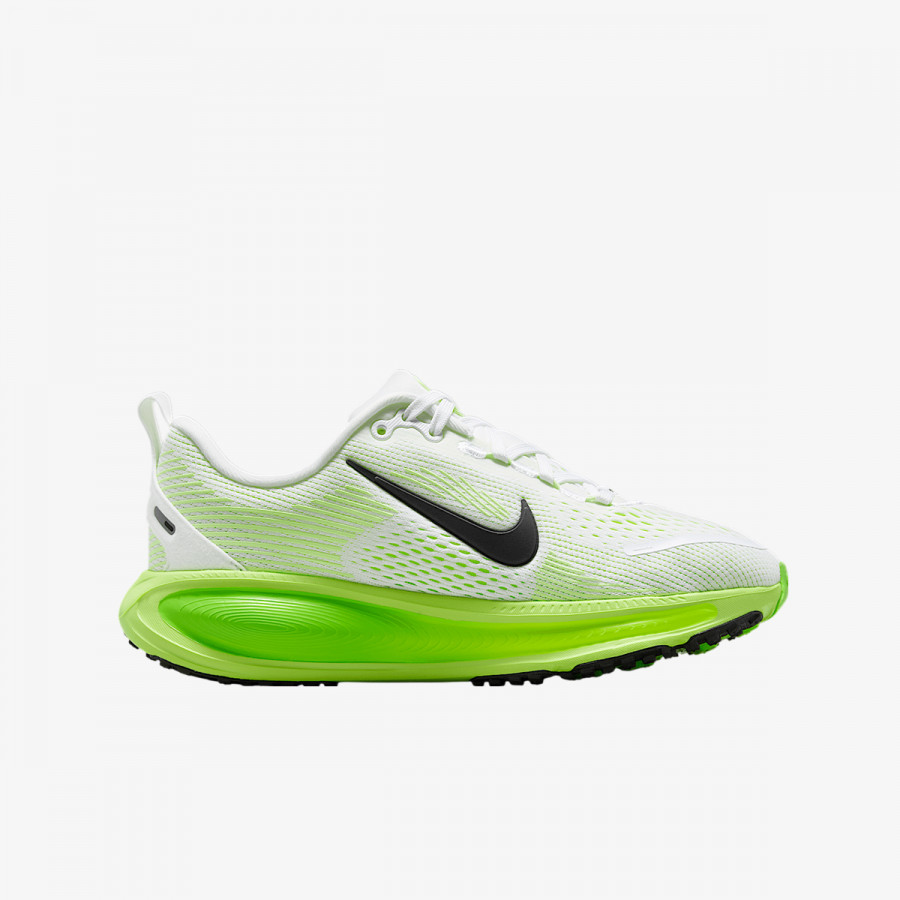 Nike Патики NIKE VOMERO 18 GS 