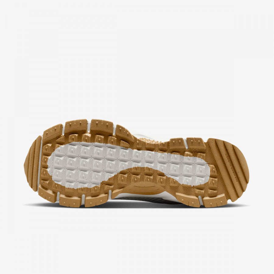 Nike Патики W NIKE ZOOM VOMERO ROAM 
