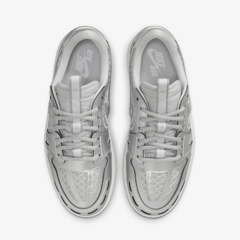 Nike Патики WMNS AIR JORDAN 1 MM LOW V3 