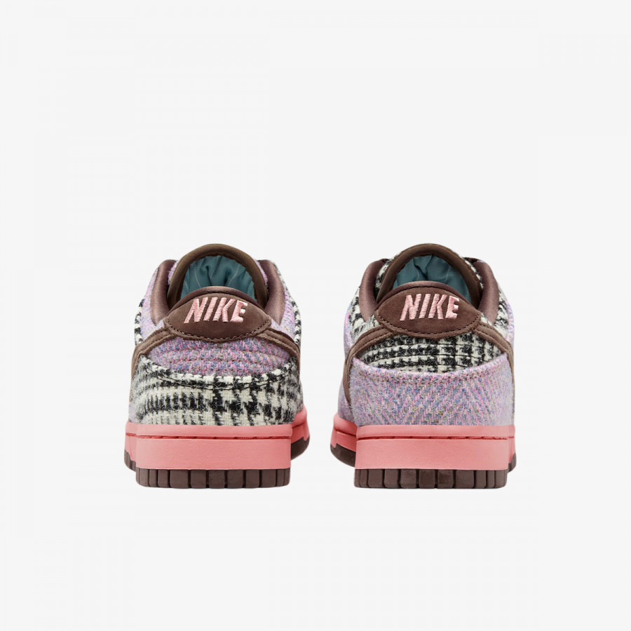 Nike Патики W NIKE DUNK LOW QS / HT 