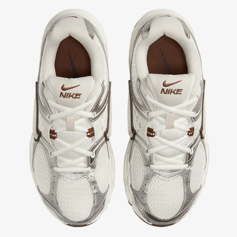 Nike Atlete W NIKE V5 RNR 