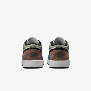 Nike Atlete AIR JORDAN 1 LOW BG CN 
