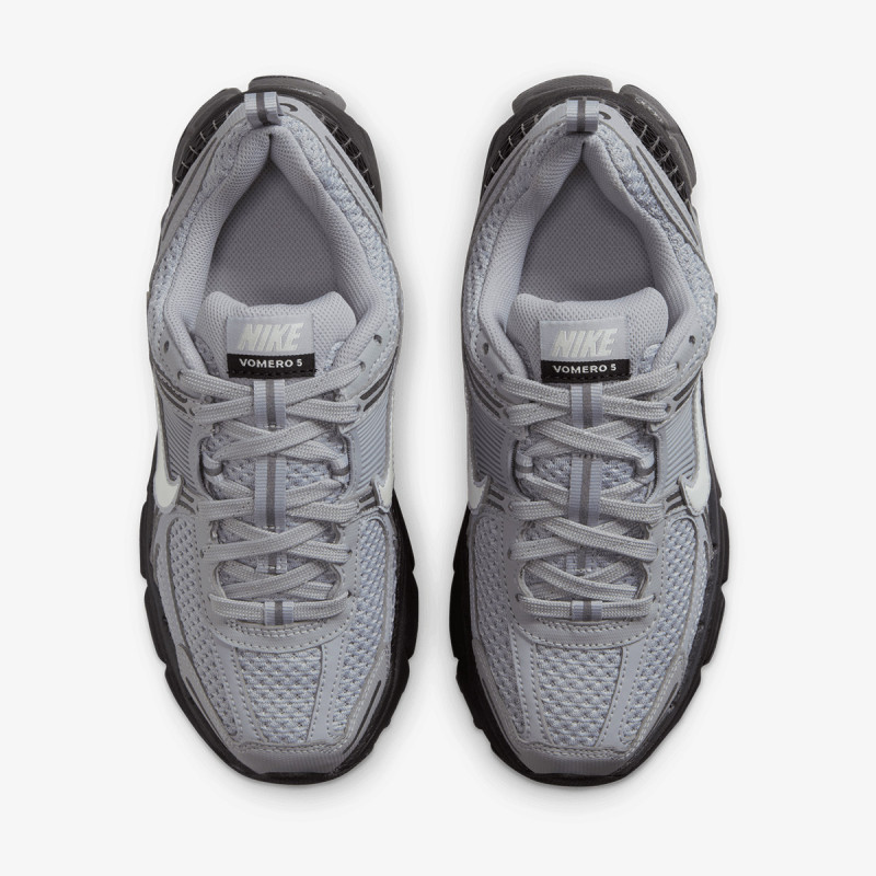 Nike Патики NIKE VOMERO 5 GS 