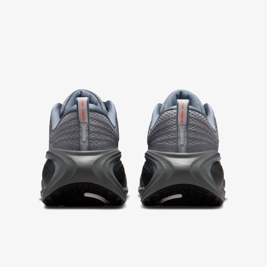 Nike Atlete NIKE VOMERO PLUS 
