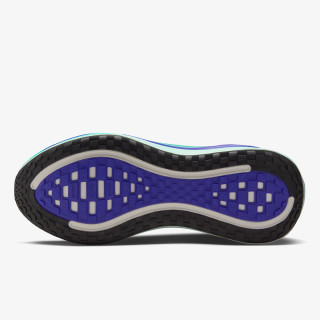 Nike Atlete NIKE VOMERO PLUS 