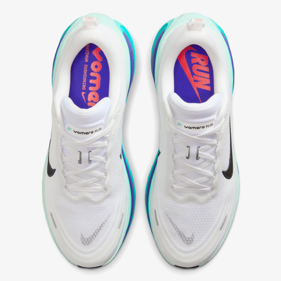 Nike Atlete NIKE VOMERO PLUS 