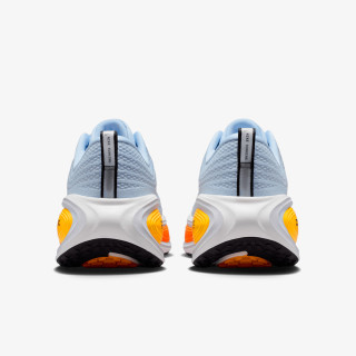 Nike Atlete NIKE VOMERO PLUS 