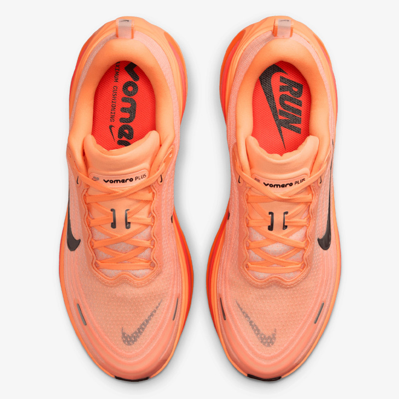 Nike Atlete NIKE VOMERO PLUS 