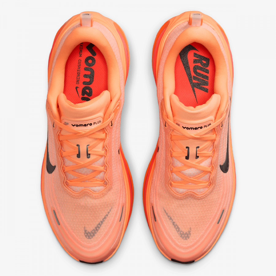Nike Atlete NIKE VOMERO PLUS 