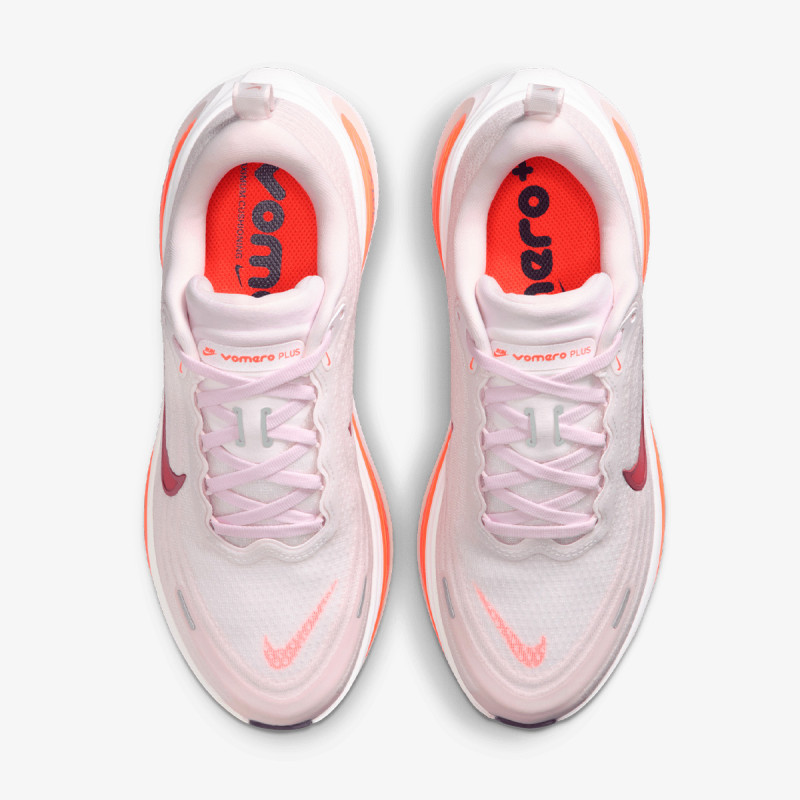 Nike Atlete W NIKE VOMERO PLUS 
