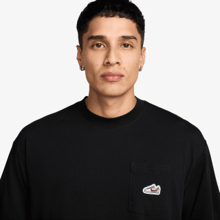 Nike Маица U NSW TEE M90 SNKR PTCH PKT 2 