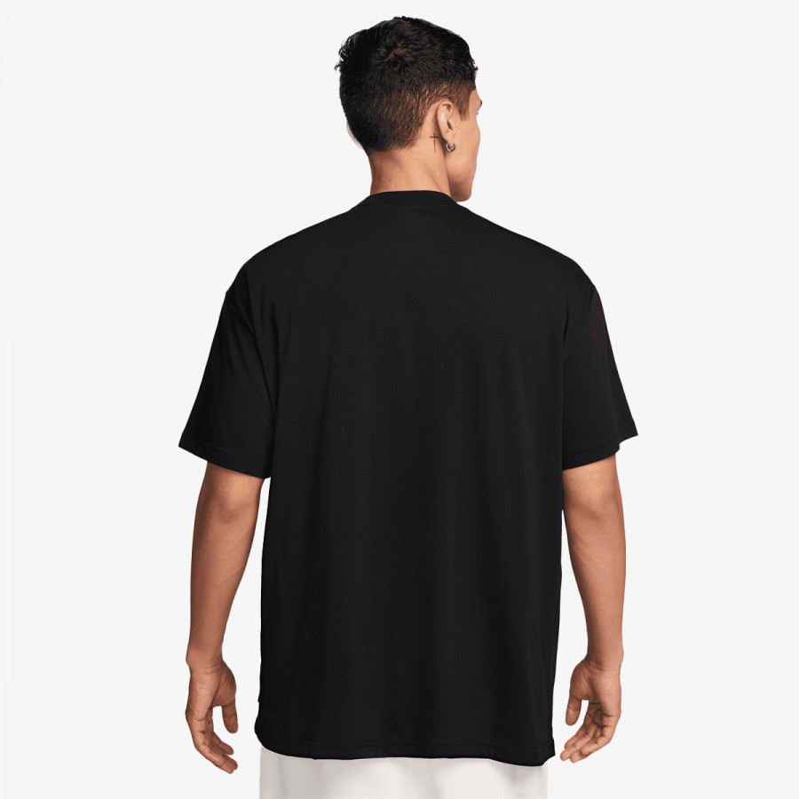 Nike Маица U NSW TEE M90 SNKR PTCH PKT 2 