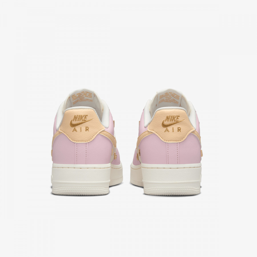 Nike Atlete WMNS AIR FORCE 1 '07 LX 