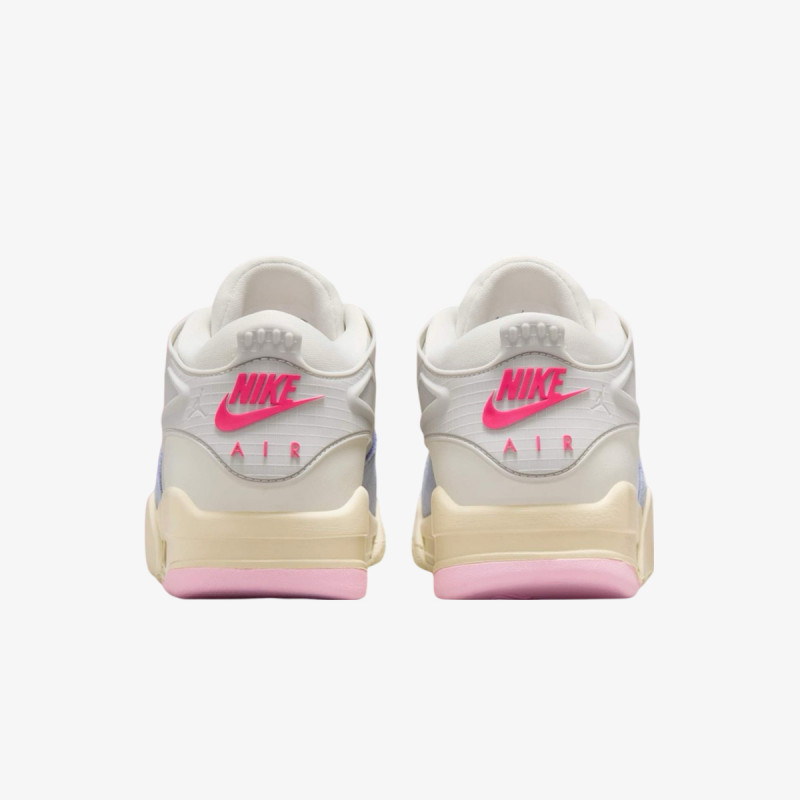 Nike Патики WMNS AIR JORDAN 4 RM ESTR 